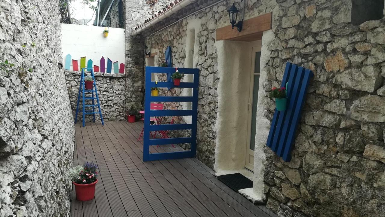 Un Nid Pour La Nuit, Chambres D'Hotes Saint-Gery  Bagian luar foto