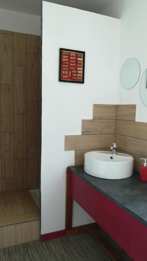 Un Nid Pour La Nuit, Chambres D'Hotes Saint-Gery  Bagian luar foto